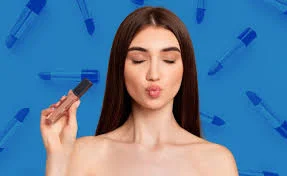 دليل المبتدئات لاختيار مستحضرات المكياج الأساسية مع خبيرة التجميل نجلاء مسعد